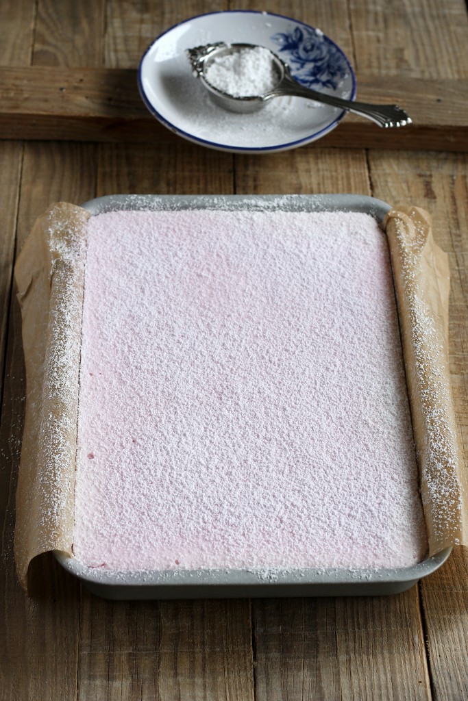Marshmallow alla fragola - Marshmallow fatto in casa - Home made strawberry marshmallow
