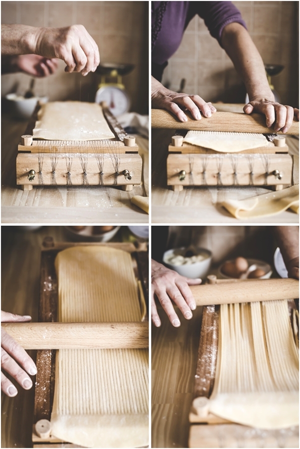 spaghetti alla chitarra - traditional italian home made pasta recipe