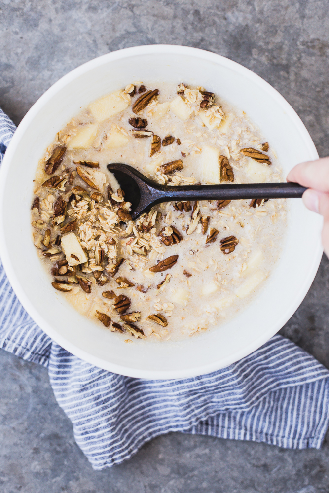 Porridge di mele allo sciroppo d’acero - porridge - porridge di mele - Apple and Maple Baked Oatmeal - food photography - Guest post - OPSD blog - The Modern Proper blog