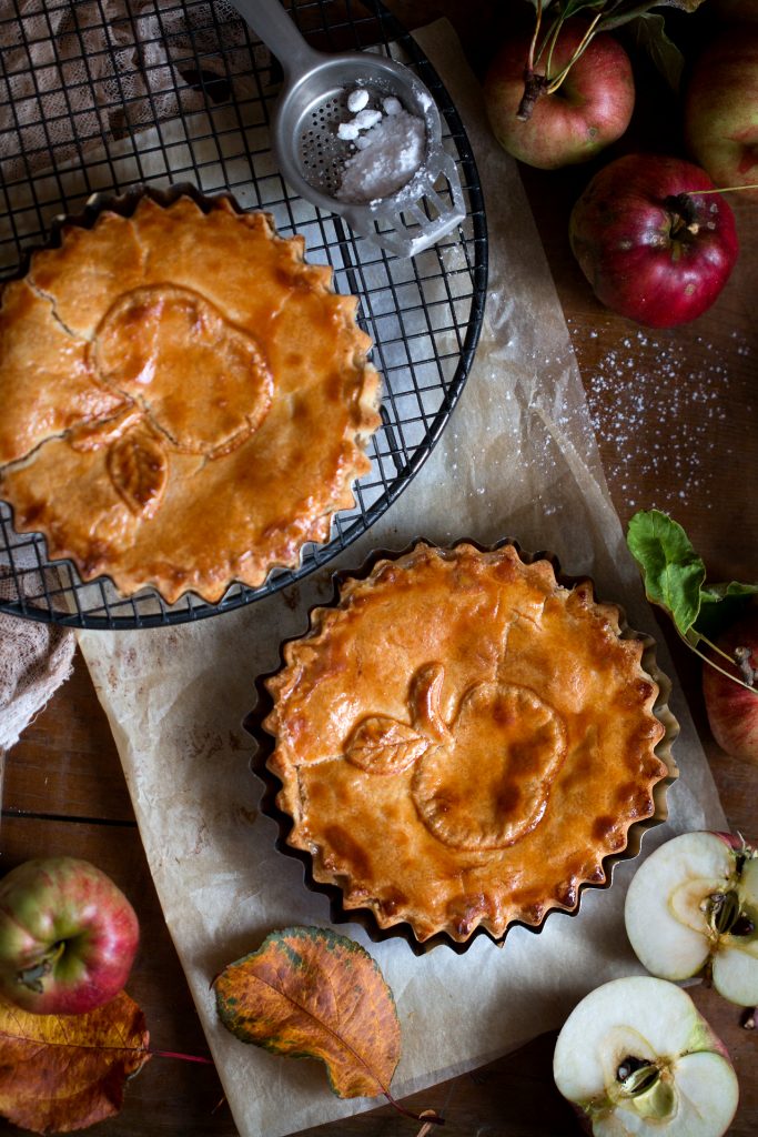 apple pie - torta di mele - Guest post - Agnieszka - Every bake you cake - food photography - food styling - OPSD blog