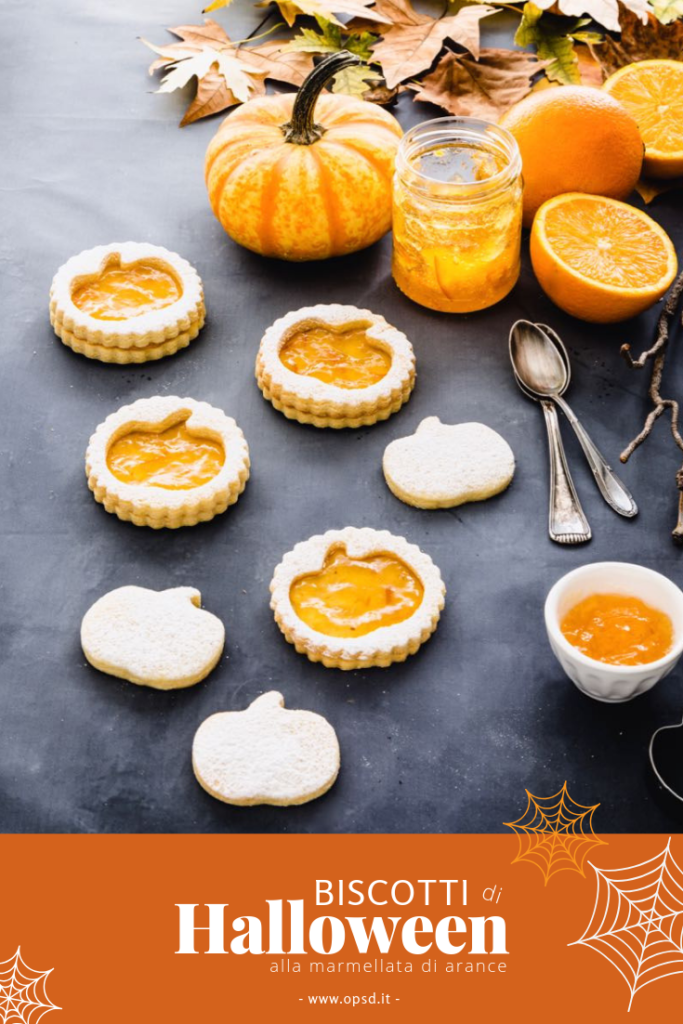 Biscotti di pasta frolla alla marmellata di arance - Biscotti a forma di zucca per Halloween - Halloween pumpkin cookies filled with orange marmalade - Halloween cookies